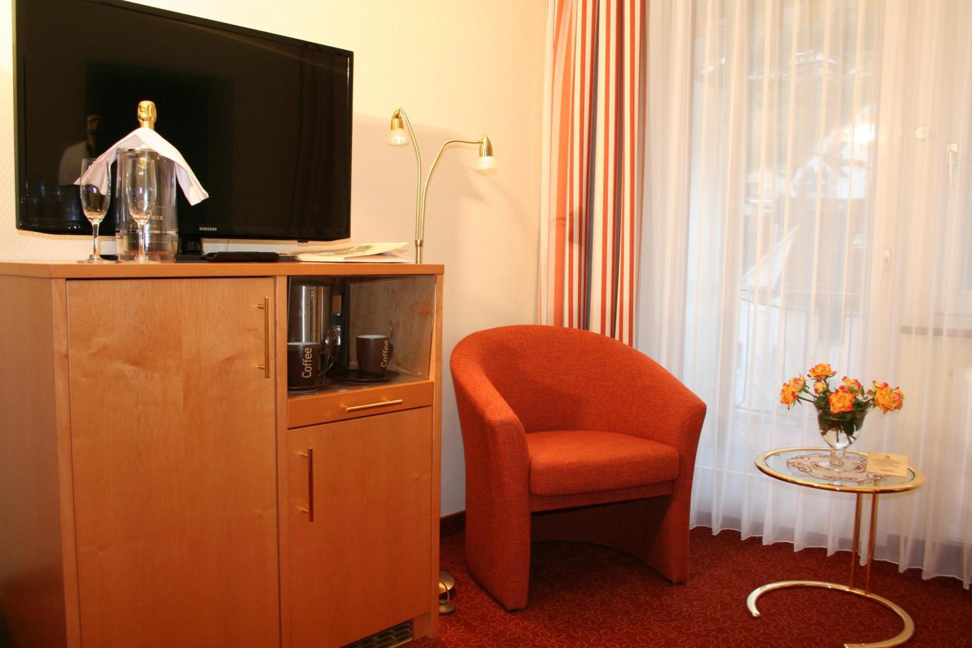 Hotel Sonnenhof Bad Wildbad Oda fotoğraf